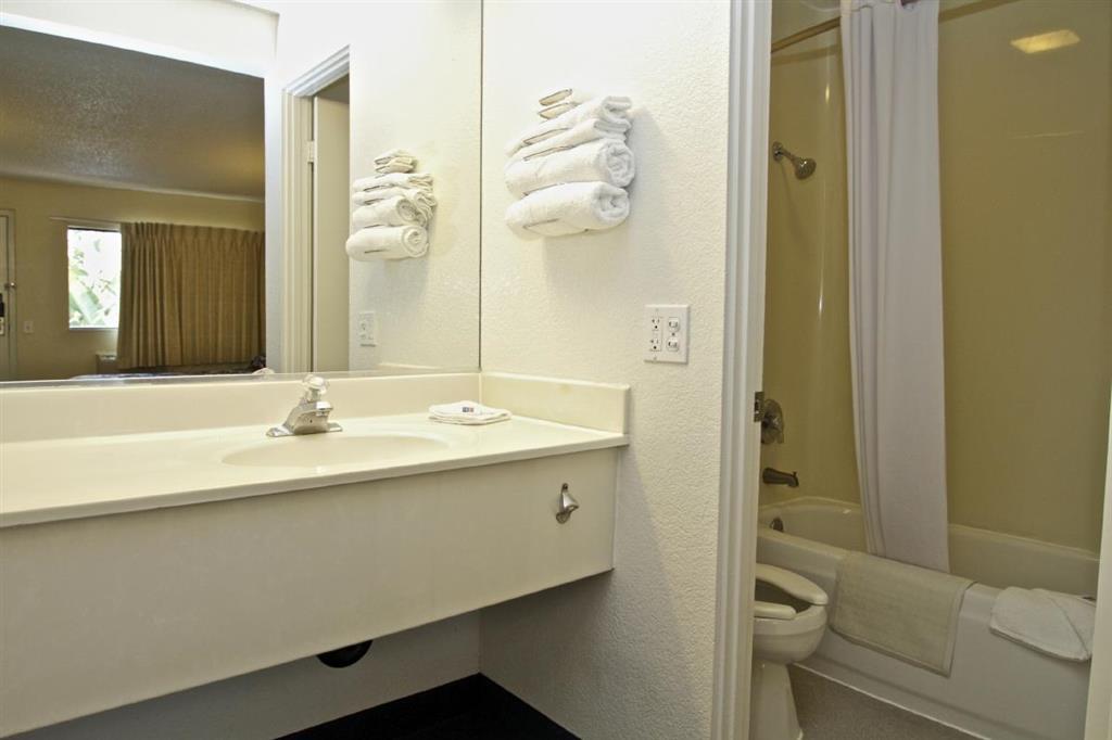 Motel 6-Rhome, Tx الغرفة الصورة